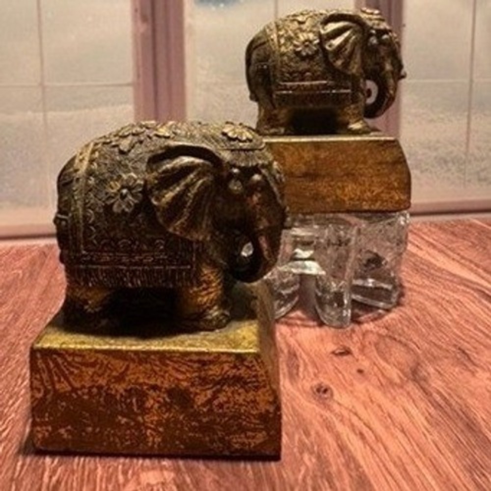 Vintage Ornate Elephant Bookends Heavy Pair Gold Toned Made in Korea 1994